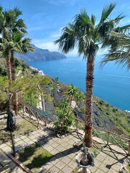 Panoramic Villa In Amalfi Exterior photo