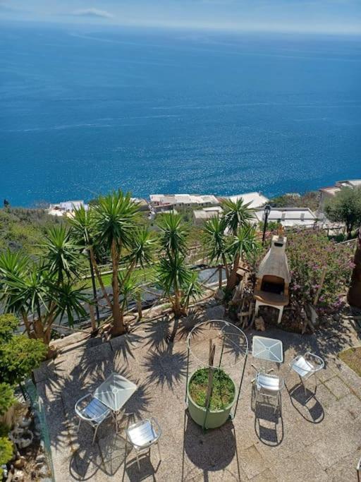 Panoramic Villa In Amalfi Exterior photo